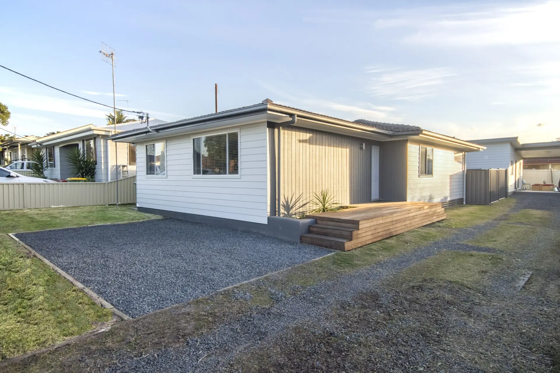 11227043_1_propertyphoto_170606_123518-w5155-h3437